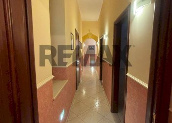 Hall / corridoio - Four-room apartment Via Salomone Marino
 
37, Palermo - photo 5