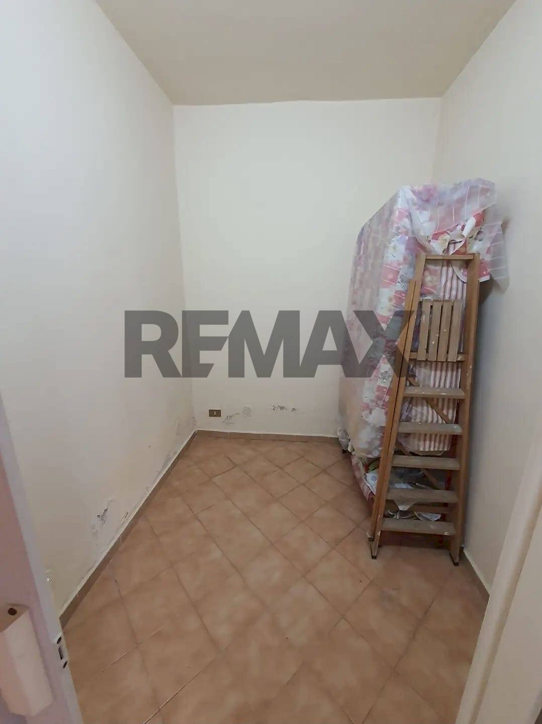 Stanza vuota - Magazzino Via gaspare Palermo
 
1A, Palermo - foto 2