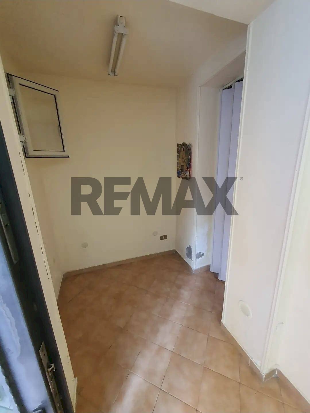 Stanza vuota - Magazzino Via gaspare Palermo
 
1A, Palermo - foto 3