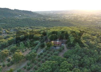 Vista delle montagne - Villa LOC. LA CROCE
 
SNC, Scarlino - photo 60