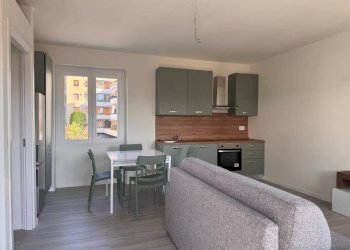 Salone - One-room apartment Borgomanero - photo 6