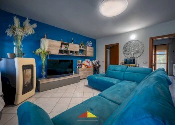Salone - Villa a Schiera via Drago, 117, Verzuolo - foto 9