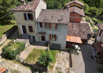 Vista - Independent house Regione Lunassi, Fabbrica Curone - photo 1