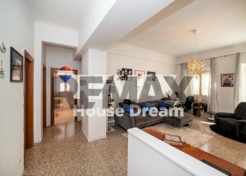 Soggiorno - Three-room apartment VIALE SAN GIOVANNI BOSCO
72, Roma - photo 2