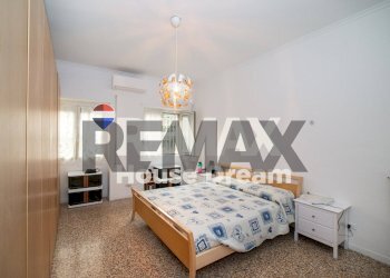 Camera / camera da letto - Three-room apartment VIALE SAN GIOVANNI BOSCO
72, Roma - photo 6