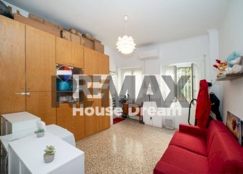 Soggiorno - Three-room apartment VIALE SAN GIOVANNI BOSCO
72, Roma - photo 12