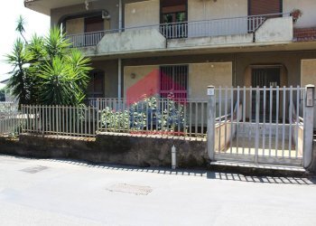 Foto 1 - Four-room apartment via paolo vasta
5, Aci Sant'Antonio - photo 1