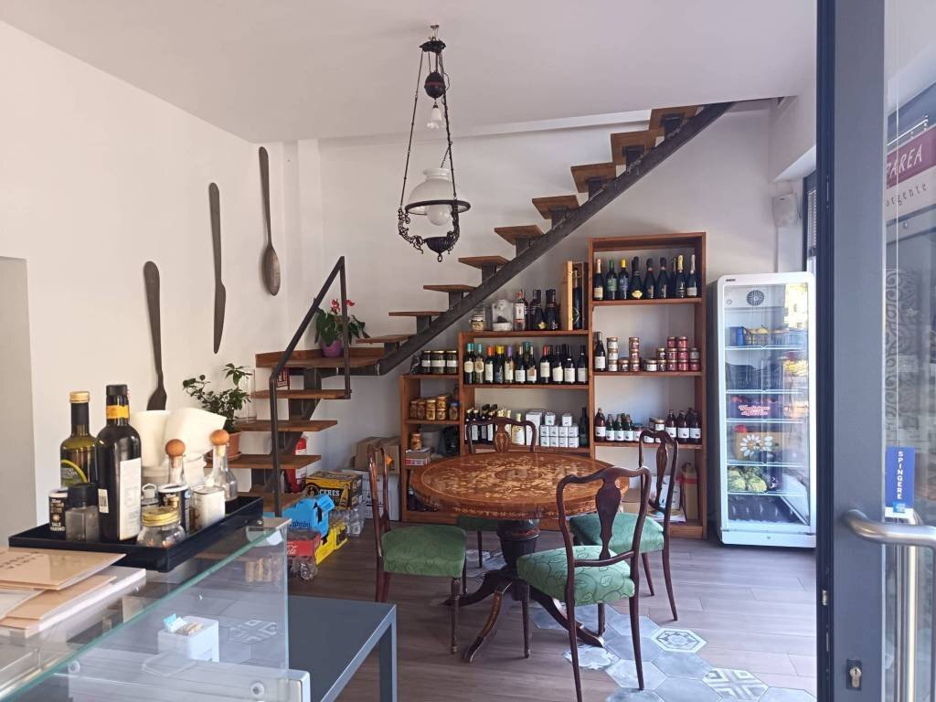 Salone - Alimentari - Gastronomia Pietra Ligure - foto 1