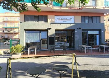 Facciata - Alimentari - Gastronomia Pietra Ligure - foto 4