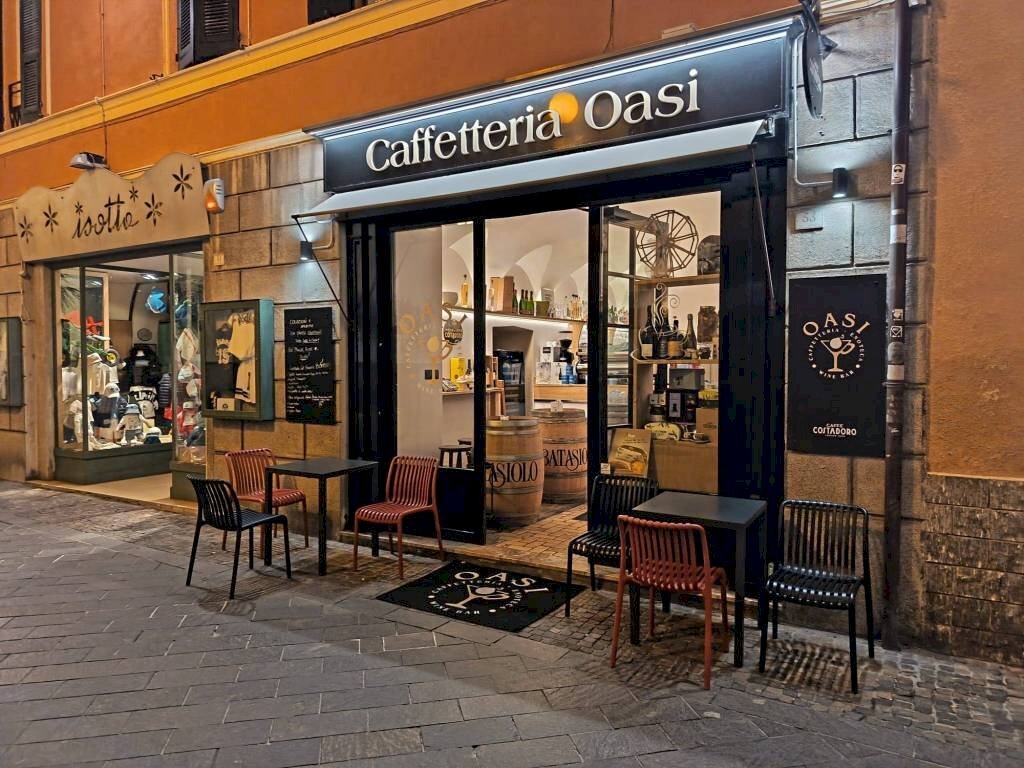 Zona - Bar Tavola Calda - Fredda Pietra Ligure - foto 3