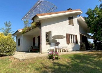 Giardino - Villa Frazione San Bernardo, 58B, Monteu Roero - photo 1