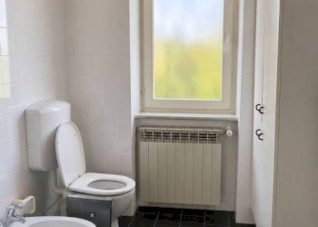Bagno - Villa Frazione San Bernardo, 58B, Monteu Roero - photo 16