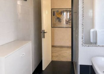 Bagno - Villa Frazione San Bernardo, 58B, Monteu Roero - photo 17