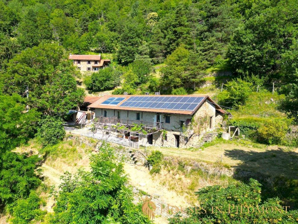 Piscina - Rustico Gorzegno - foto 2