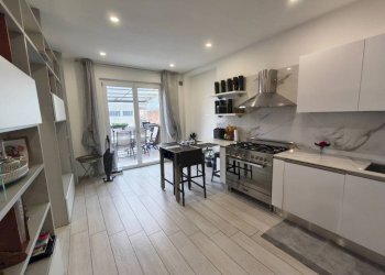 Cucina - Casa indipendente via Cuneo, 23, Mondovì - foto 1