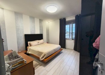Camera da letto - Casa indipendente via Cuneo, 23, Mondovì - foto 13