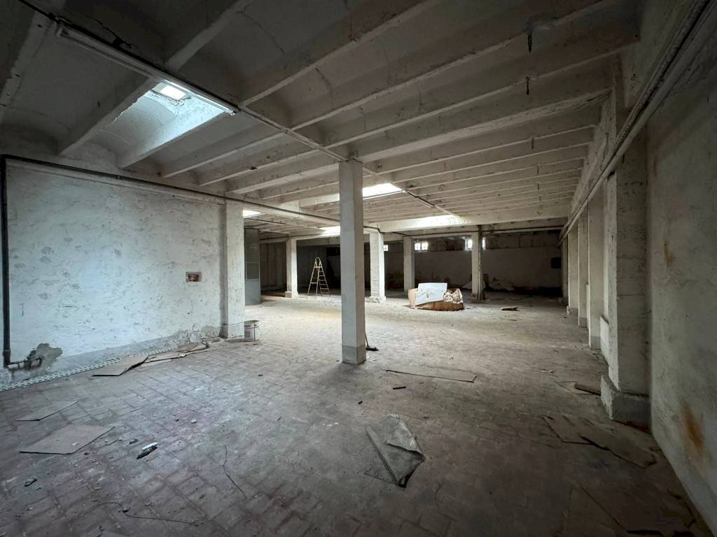 Magazzino - Warehouse corso Belgio, 159, Torino (neighborhood Vanchiglietta) - photo 2