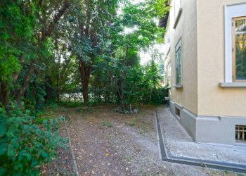 Giardino - Appartamento via Paolo Fabbri, Bologna (zona Massarenti) - foto 3