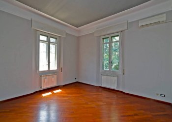 Soggiorno - Appartamento via Ilio Barontini, Bologna (zona Massarenti) - foto 10