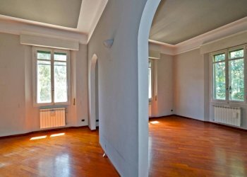 Soggiorno - Appartamento via Ilio Barontini, Bologna (zona Massarenti) - foto 12