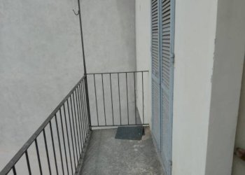 Balcone - One-room apartment via Urbano Rattazzi, Alba - photo 3