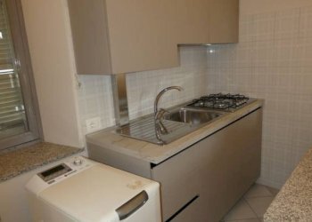 Cucina - Monolocale via Urbano Rattazzi, Alba - foto 7