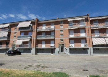 Facciata - Four-room apartment corso Europa, 42, Alba - photo 2