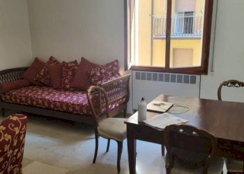 Salone - Appartamento via Mario Bastia, 29, Bologna (zona Costa Saragozza) - foto 7