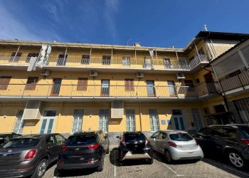 Facciata - Appartamento via Pietro Rolle, 2, Venaria Reale - foto 18