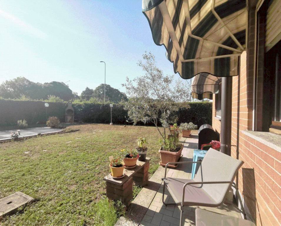 Giardino - Quadrilocale via Giuseppe Paganelli, 60, Venaria Reale - foto 1