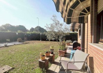 Giardino - Quadrilocale via Giuseppe Paganelli, 60, Venaria Reale - foto 1