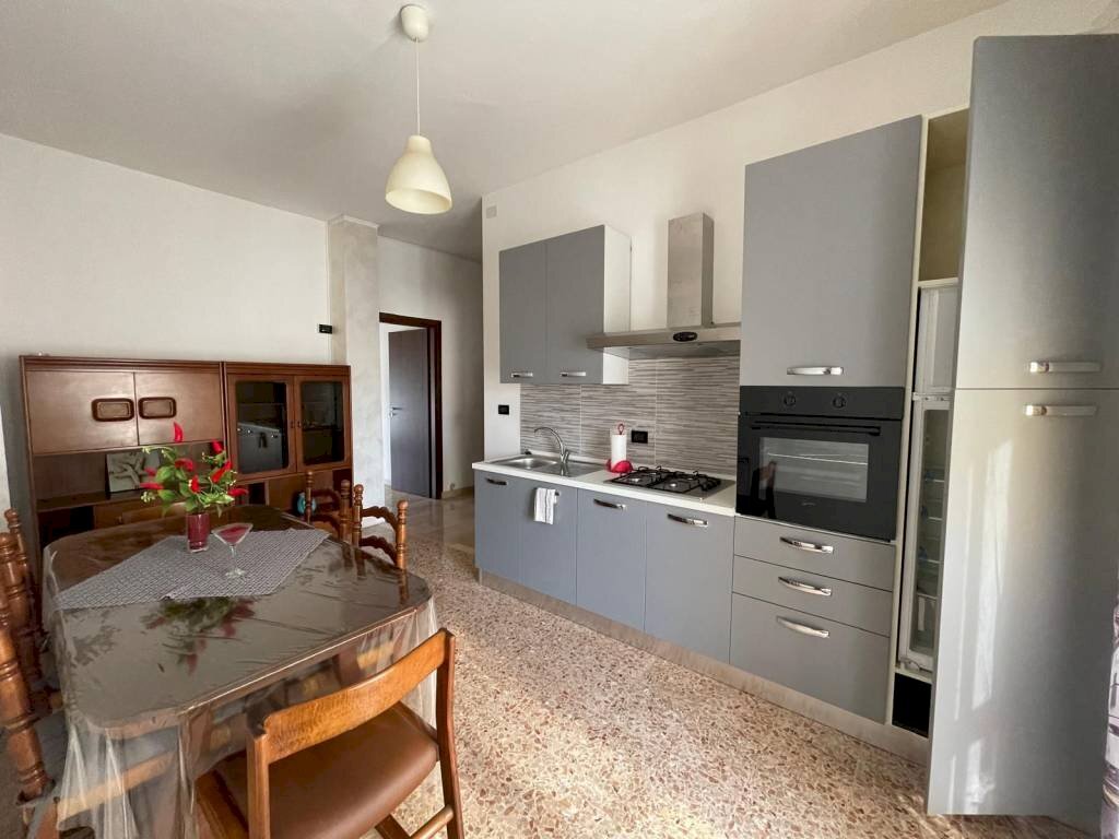 Cucina - Three-room apartment via Lauro Rossi, 71, Torino (neighborhood Barriera Milano) - photo 1