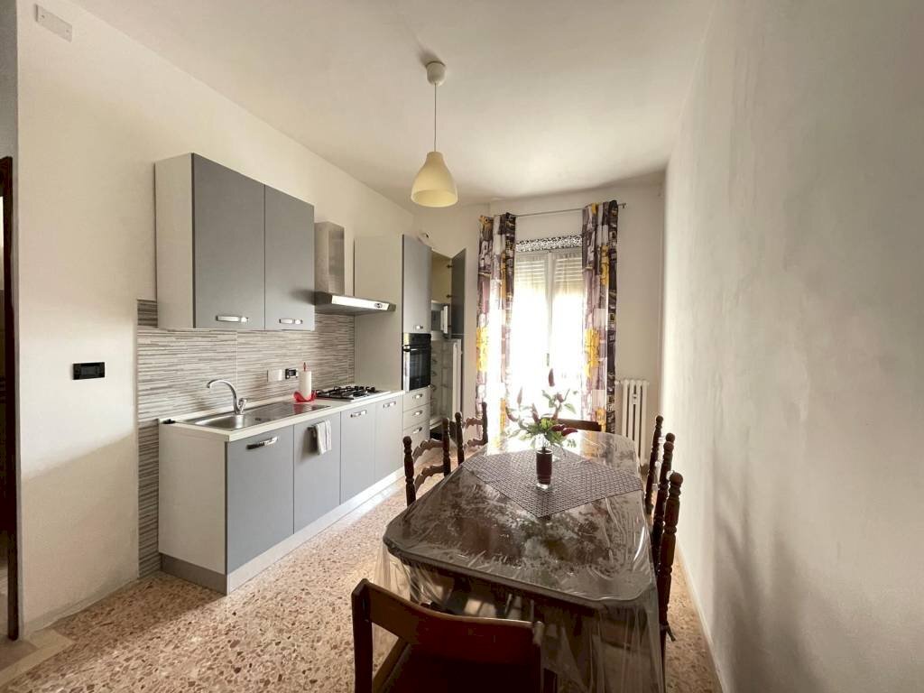Cucina - Three-room apartment via Lauro Rossi, 71, Torino (neighborhood Barriera Milano) - photo 2