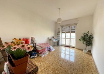 Salone - Trilocale via Lauro Rossi, 71, Torino (zona Barriera Milano) - foto 10