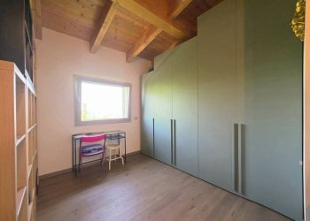 Camera da letto - Villa via La Spezia, SN, Parma - photo 17