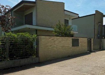 Facciata - Villa via La Spezia, SN, Parma - photo 35