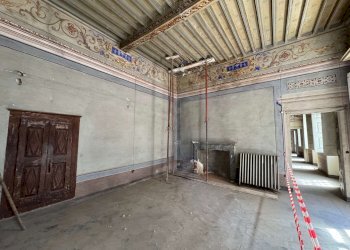 Primo piano nobile - Palazzo Storico piazza DEL MUNICIPIO, Carrù - foto 15