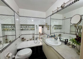 appartamento in locazione genova centro castellett - Bilocale piazza Manin, Genova (zona Castelletto) - foto 15