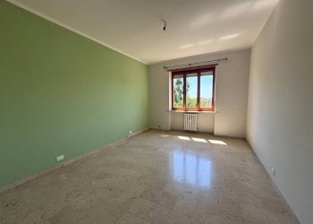 Camera da letto - Appartamento via Viglione, Carmagnola - foto 18