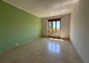 Camera da letto - Appartamento via Viglione, Carmagnola - foto 19