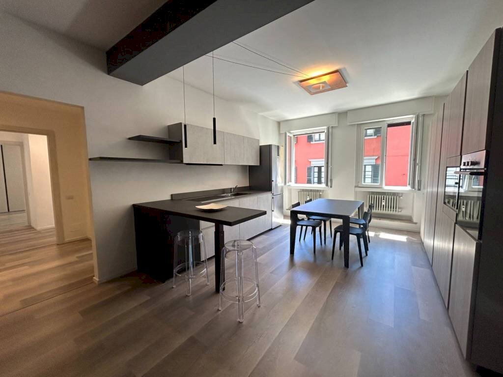 Salone - Three-room apartment via Alessandro Manzoni, 3, Varese - photo 2
