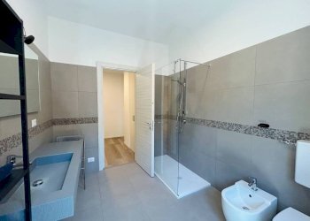 Bagno - Three-room apartment via Alessandro Manzoni, 3, Varese - photo 15