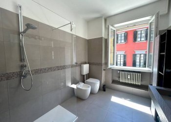 Bagno - Three-room apartment via Alessandro Manzoni, 3, Varese - photo 16