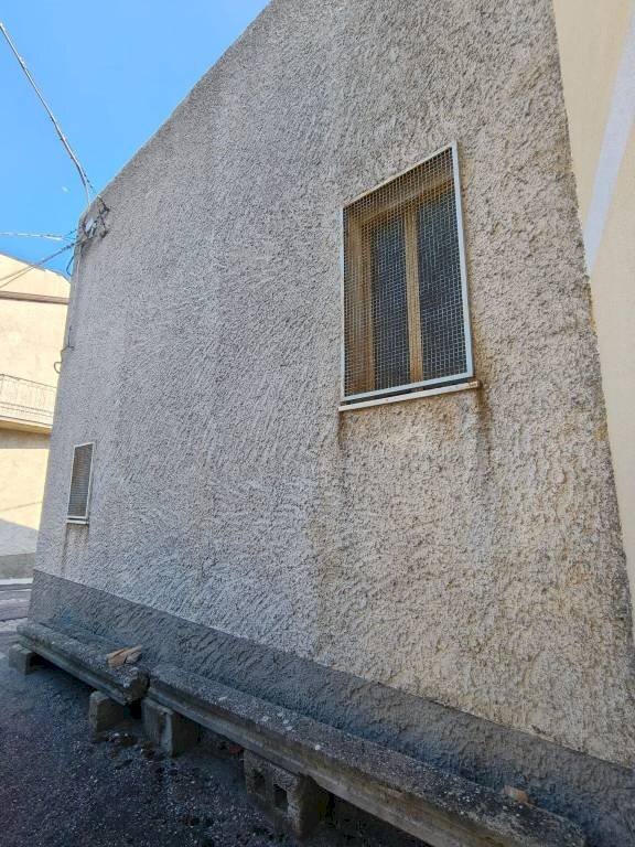 Facciata - Independent house via Timparello, Savelli - photo 2