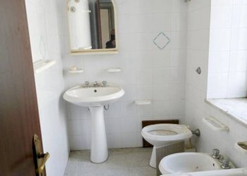 Bagno - Independent house via Timparello, Savelli - photo 12