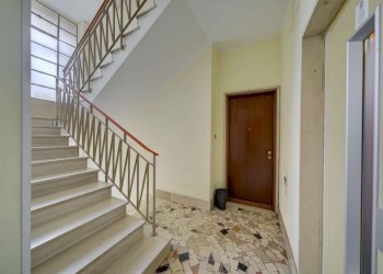 ANDRONE - Attic via PORDENONE, 16, Torino (neighborhood Santa Rita) - photo 3