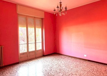 Camera da letto - Three-room apartment via Cesare Battisti, 31, Cambiano - photo 7