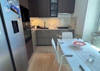 Cucina - Appartamento via Giovanni Torti, 21, Genova (zona Marassi) - foto 18