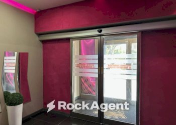 Interno non residenziale - Attività Commerciale corso Umberto I, 16, Montesilvano - foto 21