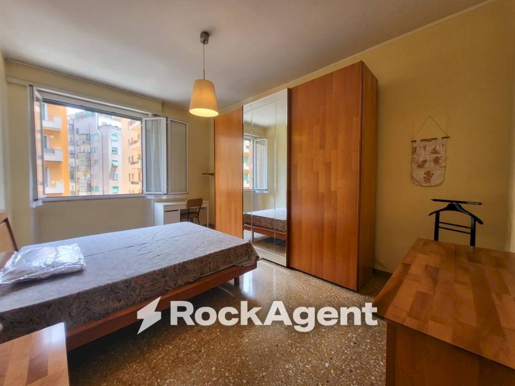 Camera da letto - Monolocale via dei Galla e Sidama, 11, Roma - foto 1